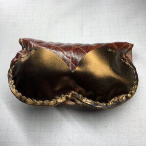 No.501ちょっとエッチなAirPodsケース（牛革）