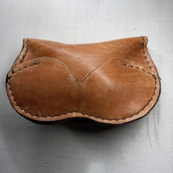 No504ちょっとエッチAirPodsケース