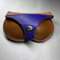 No506ちょっとエッチな（AirPodsケース牛革）ジャンク扱い