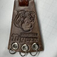 71.Tigersキーホルダー(牛革)