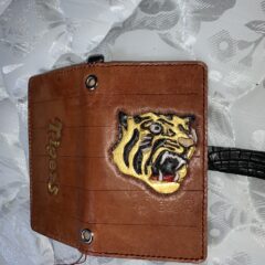 Tigers（牛革）携帯カバー(ライセンス申請中）